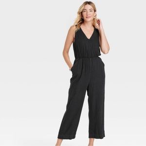 Sleeveless Linen Jumpsuit